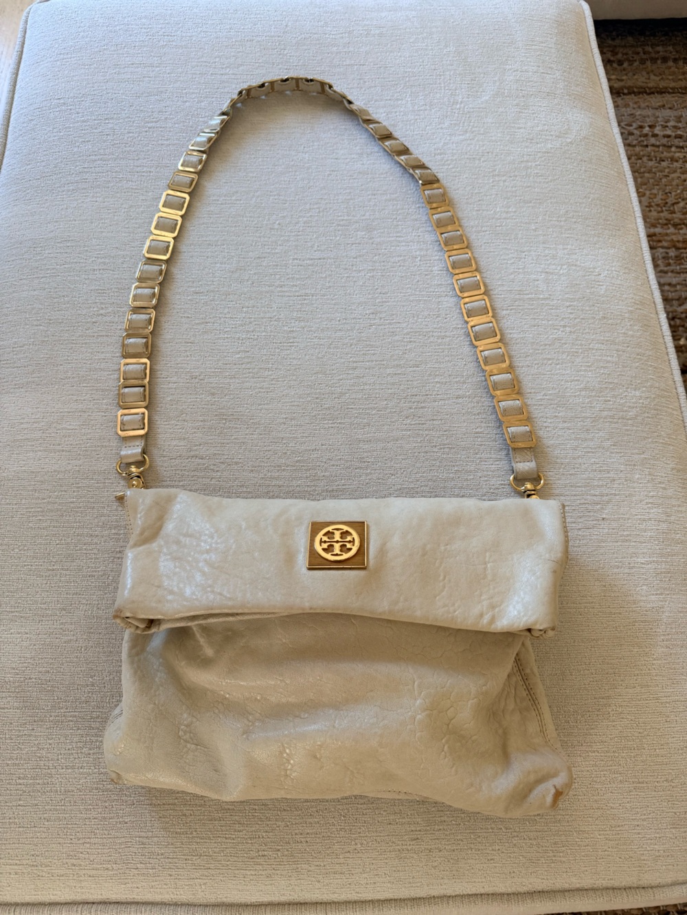 Tory Burch Cream Leather Crossbody with vintage Gold Logo